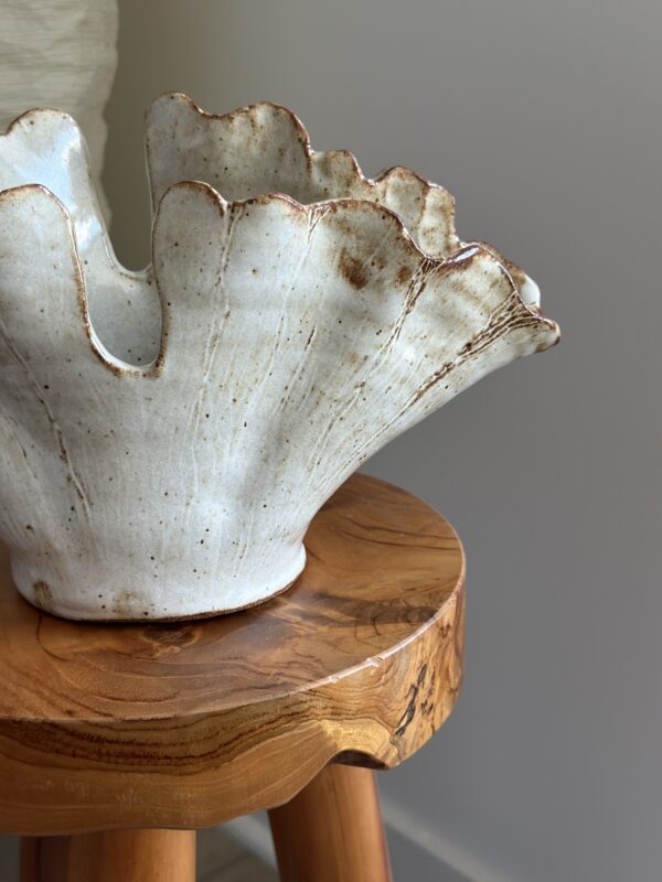 Ginkgo Leaf Vase - Image 3